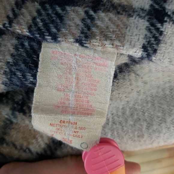 VINTAGE wool pea coat with leather buttonhole winter coat plaid lining fit large - Picture 11 of 11